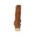 Bottines pour femmes en daim et daim perforé cognac avec fermeture éclair et boucle talon 4 - Pointures disponibles:  33, 43