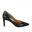 Woman's pointy pump in black leather heel 8 - Available sizes:  34, 46
