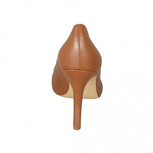 Woman s pointy pump in tan brown leather with heel 9