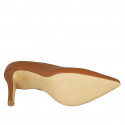 Woman's pointy pump in cognac brown leather with heel 9 - Available sizes:  32, 33, 34, 42, 43