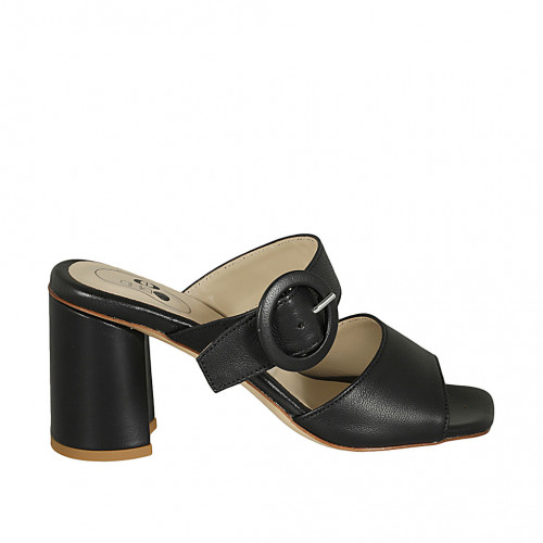 Woman's mules with buckle in black...