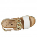 Sandale pour femmes avec chaîne en cuir beige et blanc talon compensé 3 - Pointures disponibles:  42, 43, 44
