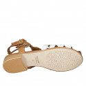 Sandalia para mujer con cinturones en piel blanca y cognac tacon 2 - Tallas disponibles:  42