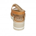 Sandalo da donna con velcro e borchie in pelle color cuoio zeppa 4 - Misure disponibili: 43