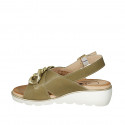 Sandalo da donna con catena in pelle verde zeppa 4 - Misure disponibili: 42