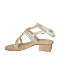 Sandale entredoigt pour femmes en cuir lamé platine avec strass et courroie talon 3 - Pointures disponibles:  42, 46