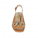 Sandalia para mujer con cadena y flecos en piel cognac tacon 4 - Tallas disponibles:  32, 42, 43