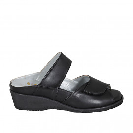 Woman's mules in black...