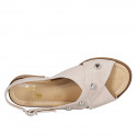 Sandale pour femmes en daim beige avec goujons et talon 2 - Pointures disponibles:  33