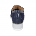 Mocassin pour femmes avec accessoire et semelle amovible en daim perforé et cuir verni bleu talon compensé 4 - Pointures disponibles:  31