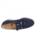Mocassin pour femmes avec accessoire et semelle amovible en daim perforé et cuir verni bleu talon compensé 4 - Pointures disponibles:  31