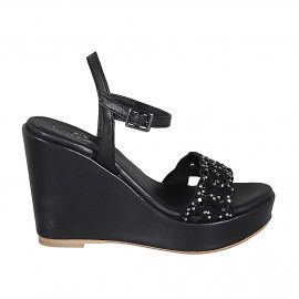 Sandalo da donna in pelle nera con cinturino, strass, plateau e zeppa 10 - Misure disponibili: 42, 44