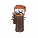 Sandalia para mujer con cinturon, plataforma, flecos y tachuelas en piel cognac y rafia multicolor tacon 12 - Tallas disponibles:  42, 45