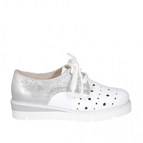 Woman's laced shoe in pierced white leather and silver laminated leather wedge heel 4 - Available sizes:  42, 43
