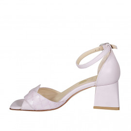 Woman's open shoe with... 2