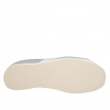Zapato para mujer con cordones en piel blanca y laminada plateada tacon 1 - Tallas disponibles:  44