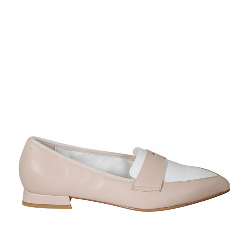 Woman's pointy loafer in nude and...