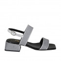 Sandalo da donna in tessuto glitterato e pelle laminata argento tacco 4 - Misure disponibili: 32, 33, 42, 44, 45