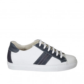 Scarpa stringata da uomo con plantare estraibile in pelle blu e bianca e camoscio blu - Misure disponibili: 37, 47, 49, 51, 52, 54