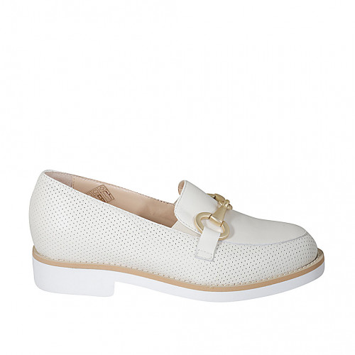 Woman's moccasin with accessory and elastic bands in cream white leather and pierced leather heel 3 - Available sizes:  32, 42, 43, 44, 45