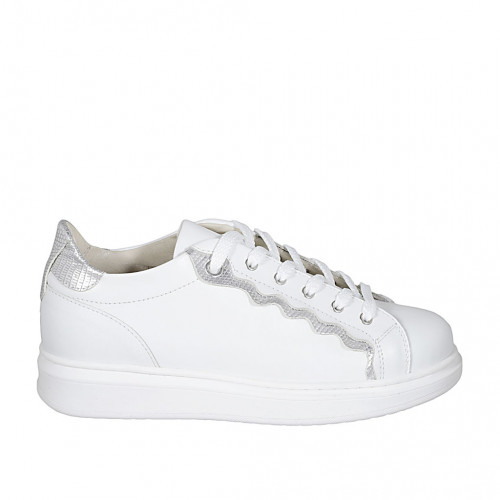 Scarpa stringata da donna in pelle bianca e laminata argento con plantare estraibile zeppa 3 - Misure disponibili: 33, 44, 45, 46