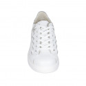 Scarpa stringata da donna in pelle bianca e laminata argento con plantare estraibile zeppa 3 - Misure disponibili: 33, 44, 45, 46