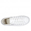 Scarpa stringata da donna in pelle bianca e laminata argento con plantare estraibile zeppa 3 - Misure disponibili: 33, 44, 45, 46