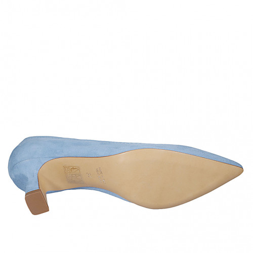 envase Increíble sorpresa Zapato de salon para mujer en gamuza azul claro tacon 5