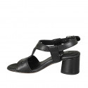 Sandalo da donna in pelle forata nera tacco 5 - Misure disponibili: 32, 33, 34, 42, 43, 44