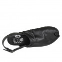 Sandalo da donna accollato in pelle nera tacco 2 - Misure disponibili: 34