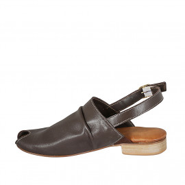 Woman's open-toed highfronted sandal in brown leather heel 2 - Available sizes:  33 2
