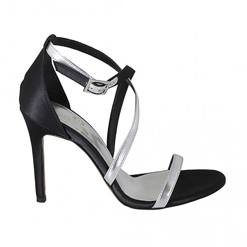 Chaussure ouverte pour femmes avec courroie croisé en satin noir et cuir argent talon 9 - Pointures disponibles:  34, 42, 46