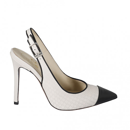 Woman's pointy slingback pump in...