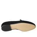 Mocassin pour femmes avec chaine en daim noir talon 1 - Pointures disponibles:  33, 42