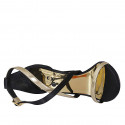 Zapato abierto con cinturon cruzado para mujer en satén negro y piel oro tacon 9 - Tallas disponibles:  34, 43