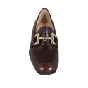 Mocasín para mujer con accesorio y elasticos en piel marron tacon 5 - Tallas disponibles:  33, 42, 44