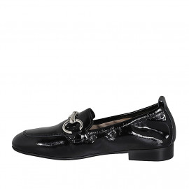 Woman's loafer with elastic band and accessory in black patent leather heel 2 - Available sizes:  33 2