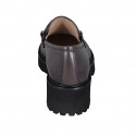 Mocassin pour femmes avec accessoire en cuir taupe talon 5 - Pointures disponibles:  42, 43, 44