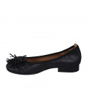 Woman's ballerina shoe with flower in black leather heel 2 - Available sizes:  32, 33