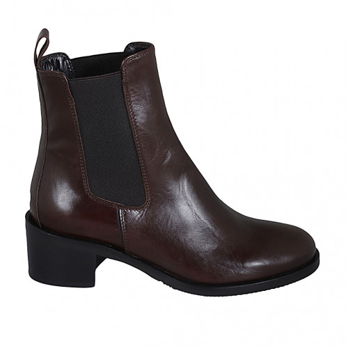 Stivaletto da donna con elastici in pelle marrone tacco 5