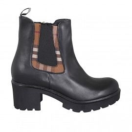 Woman's ankle boot with zipper and elastic band in black leather and brown fabric heel 6 - Available sizes: 42, 43, 45