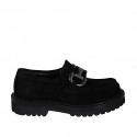 Mocassin pour femmes avec accessoire en daim noir talon 3 - Pointures disponibles:  32, 45