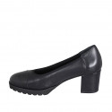 Woman's pump with captoe in black leather heel 6 - Available sizes:  42, 43