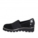 Chaussure pour femmes avec elastiques et strass en daim et cuir verni noir talon compensé 4 - Pointures disponibles:  42