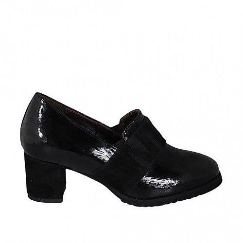 Chaussure pour femmes avec elastiques en cuir verni noir talon 6 - Pointures disponibles:  43, 45