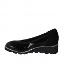 Woman's pump with removable insole in black suede and patent leather wedge heel 4 - Available sizes:  31, 42