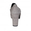 Mocasino para mujer con plataforma y accesorio en gamuza gris tacon 10 - Tallas disponibles:  34, 42, 43, 44, 45