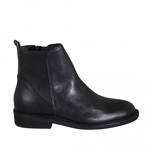Men's ankle boot in black leather...