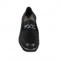 Chaussure fermée pour femmes avec elastiques, chaine et semelle amovible en cuir noir talon compensé 4 - Pointures disponibles:  32, 34, 43, 45