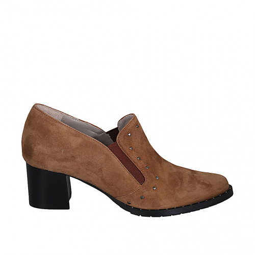 Chaussure fermée pour femmes avec elastiques et goujons en daim brun clair talon 5 - Pointures disponibles:  33, 34, 42, 43, 44, 45